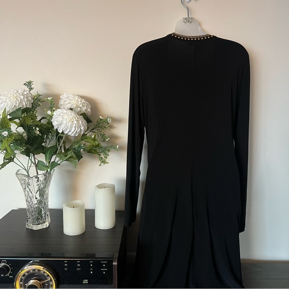 Black Frank Lyman gold stud detail stretchy black faux wrap midi dress - Picture 5 of 9